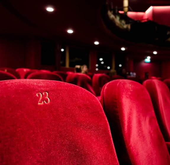 Un été parisien au théâtre