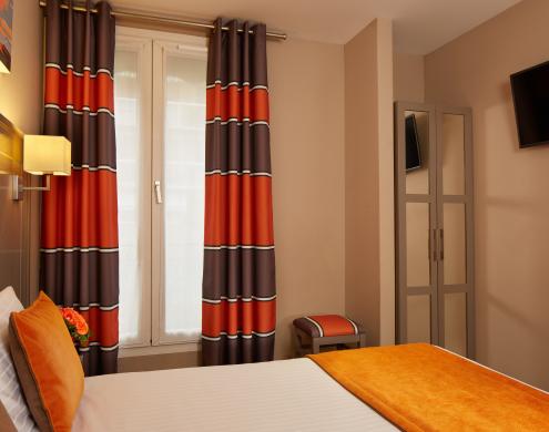 Hotel Beaugrenelle Saint Charles Tour Eiffel - Camera doppia con vasca